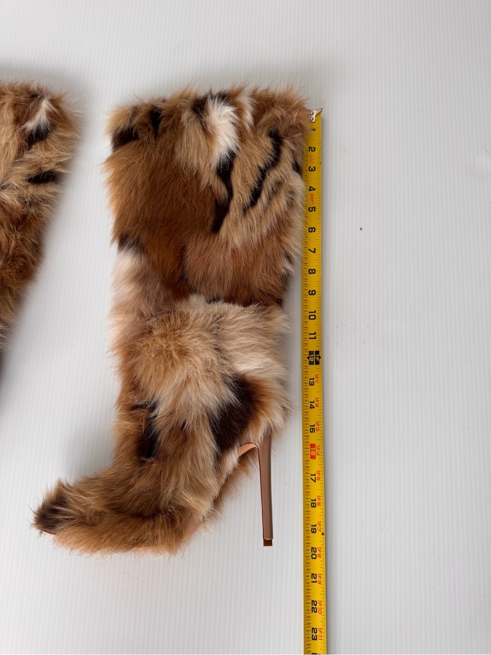 Azalea Wang Upsetter Multi Faux Fur Heeled Over Knee Boots Multiple Sizes - Picture 3 of 6